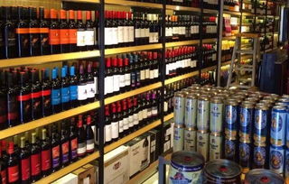 真平快酒類直供 就在?？?原價900元法國卡羅公爵葡萄酒,賣95元一箱